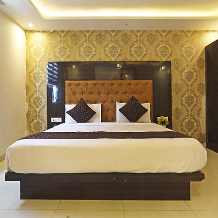 Hotel Iconic Near Delhi Igi International Airport نيودلهي المظهر الخارجي الصورة